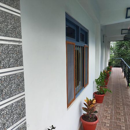 Binsar Royal Homestay Dhaulchhina, 阿尔莫拉 外观 照片